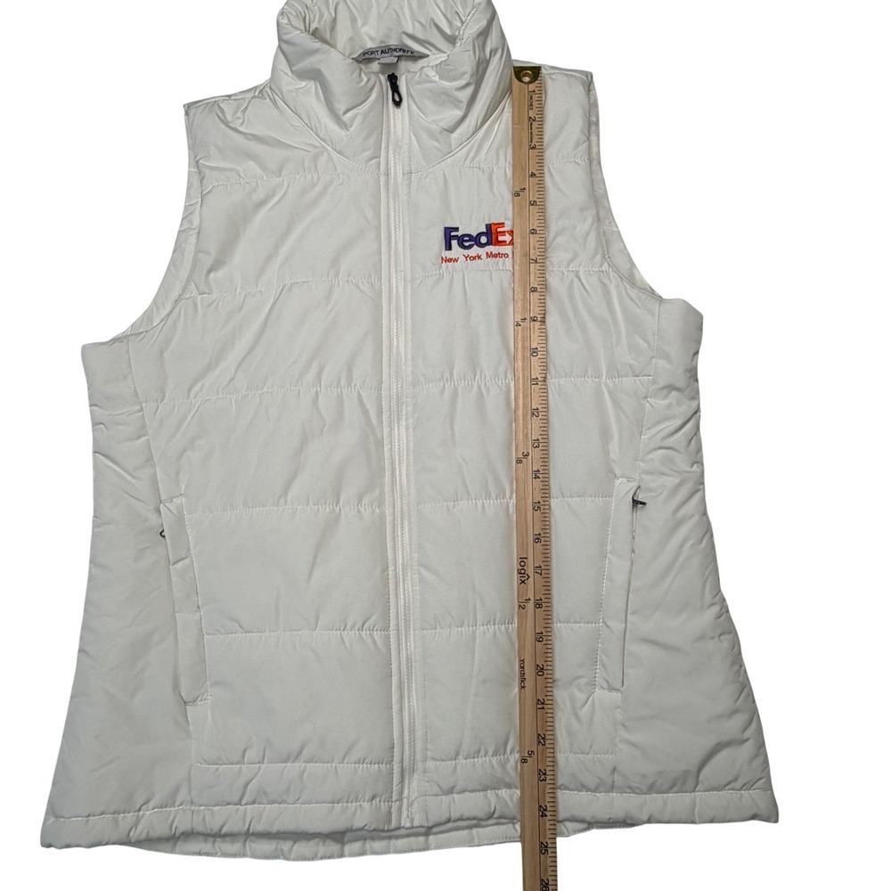 FedEx White Puffer Vest Large Workwear Embroidered Minimalist Essential Layers - Picture 4 of 7